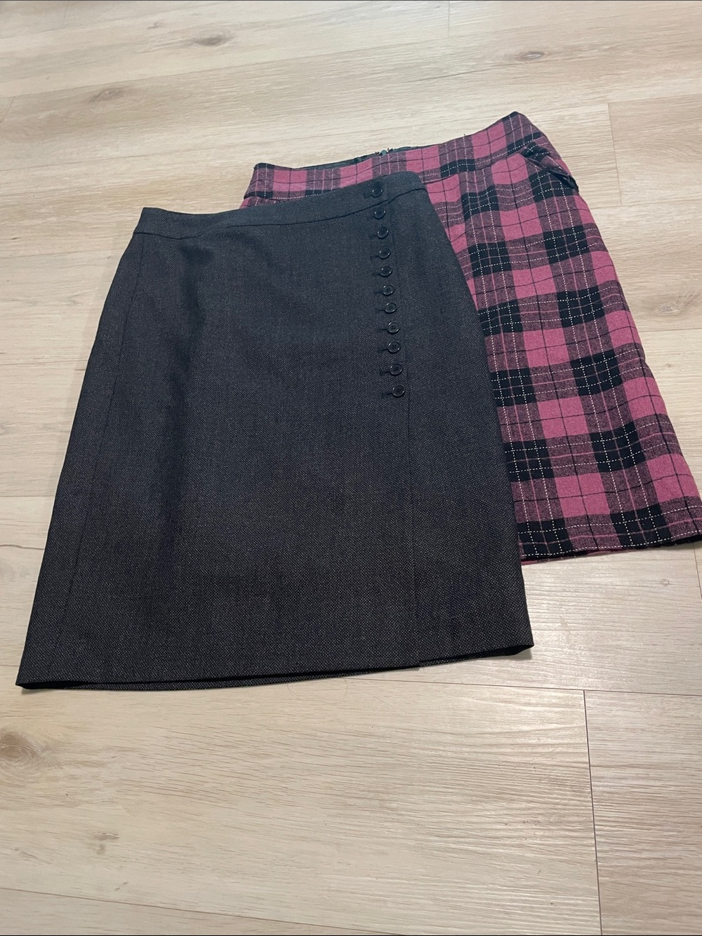 High-Waist Dark Gray Pencil Skirt with Side Button Detail & Plaid Skirt